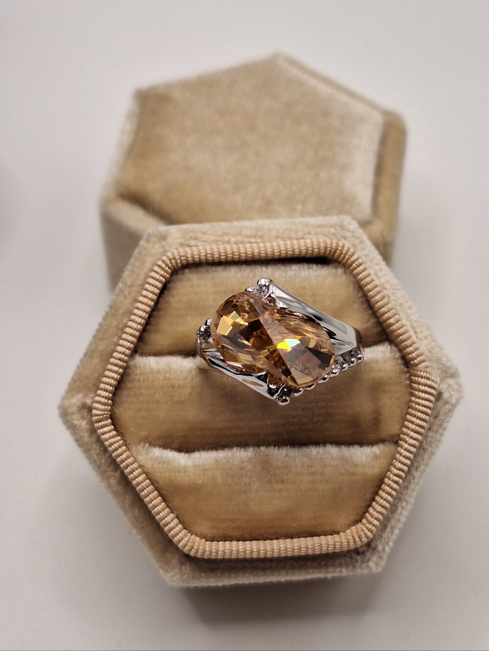 Champagne Swarovski Crystal Statement Ring Silver Tone Size 7 NWT